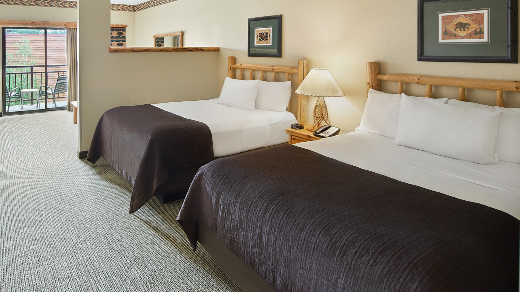 Double Queen Suite Anaheim Resort Great Wolf Lodge